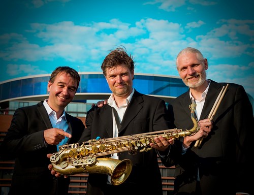 Aarhus Jazzfestival: Aros Bosa Nova Trio: På Folkestedets café
